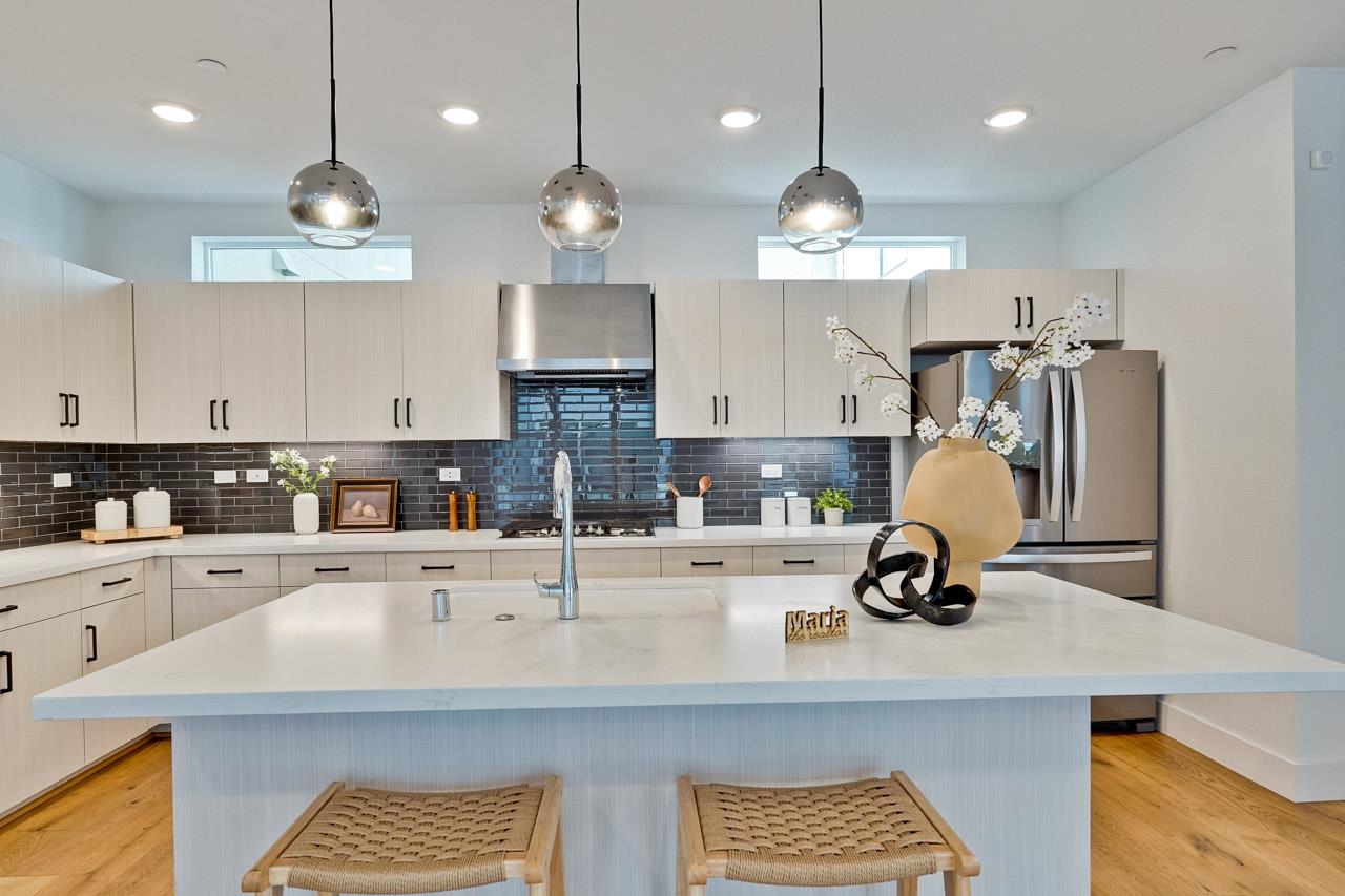Detail Gallery Image 9 of 65 For 3040 Boyter Pl #103,  Santa Clara,  CA 95051 - 3 Beds | 3/1 Baths