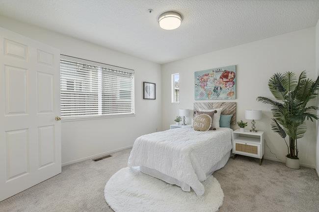 Detail Gallery Image 15 of 41 For 410 35th Ave, Santa Cruz,  CA 95062 - 2 Beds | 2/1 Baths