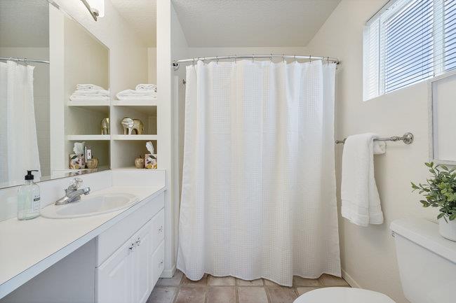 Detail Gallery Image 16 of 41 For 410 35th Ave, Santa Cruz,  CA 95062 - 2 Beds | 2/1 Baths