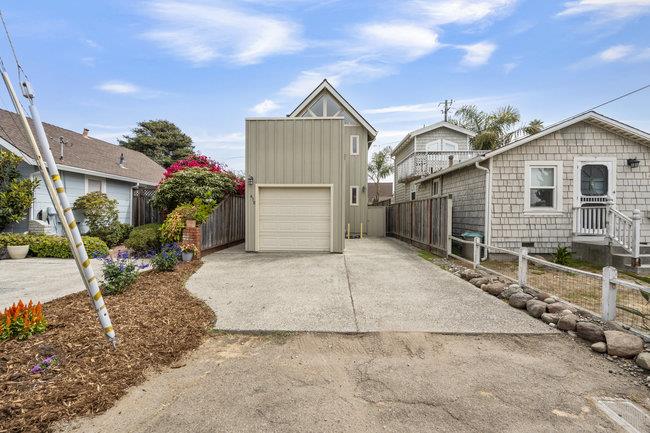 Detail Gallery Image 33 of 41 For 410 35th Ave, Santa Cruz,  CA 95062 - 2 Beds | 2/1 Baths