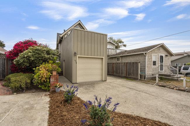 Detail Gallery Image 34 of 41 For 410 35th Ave, Santa Cruz,  CA 95062 - 2 Beds | 2/1 Baths