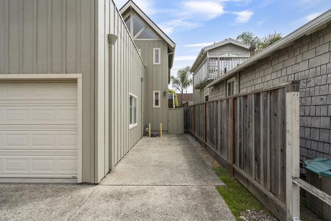 Detail Gallery Image 35 of 41 For 410 35th Ave, Santa Cruz,  CA 95062 - 2 Beds | 2/1 Baths