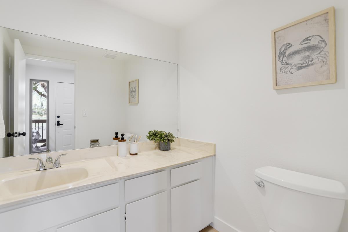 Detail Gallery Image 16 of 24 For 826 Scott Blvd, Santa Clara,  CA 95050 - 2 Beds | 2/1 Baths