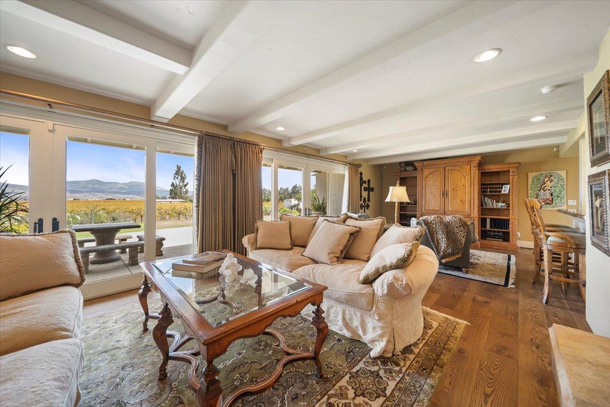 Detail Gallery Image 14 of 41 For 38280 Arroyo Seco Road, Soledad,  CA 93960 - 3 Beds | 3 Baths