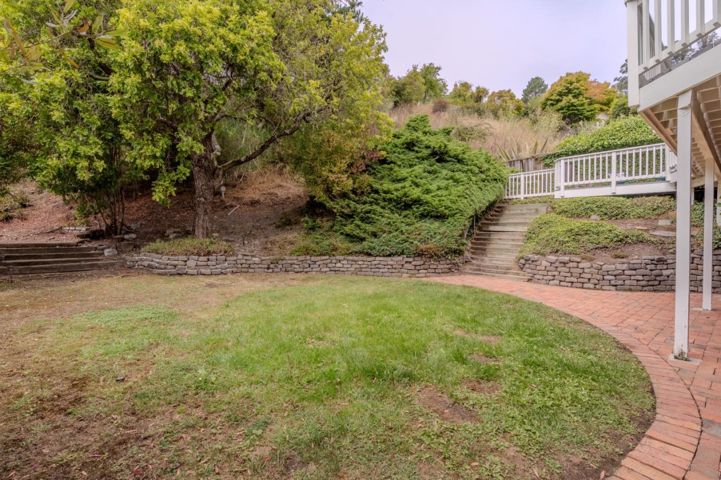 Detail Gallery Image 36 of 37 For 1031 Yosemite Dr, Pacifica,  CA 94044 - 4 Beds | 2 Baths