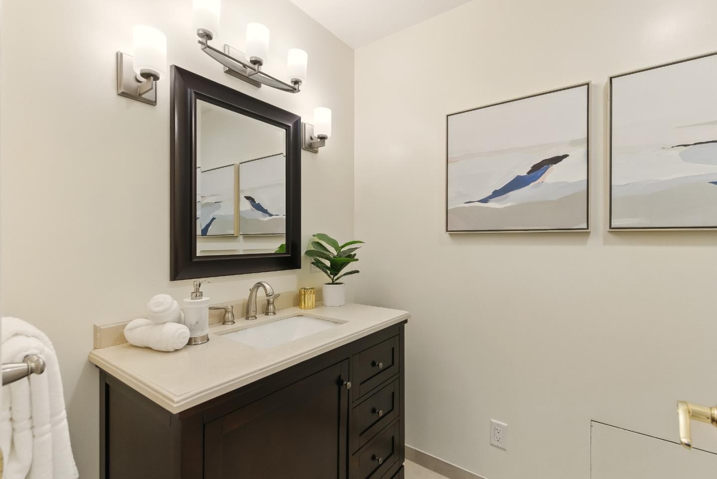 Detail Gallery Image 36 of 48 For 3996 Jefferson Ave, Redwood City,  CA 94062 - 3 Beds | 3 Baths