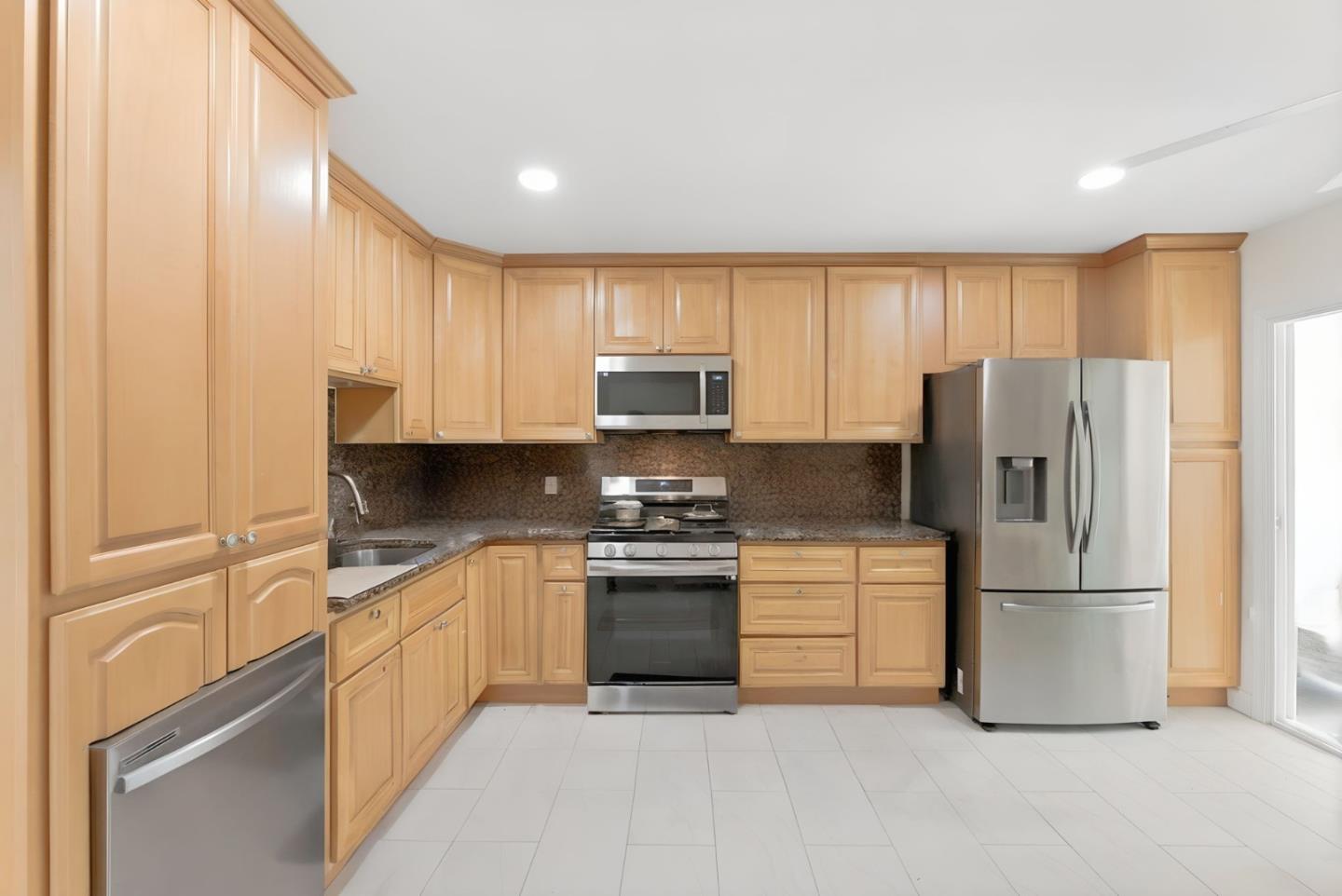 Detail Gallery Image 23 of 37 For 603 Penitencia St, Milpitas,  CA 95035 - – Beds | – Baths