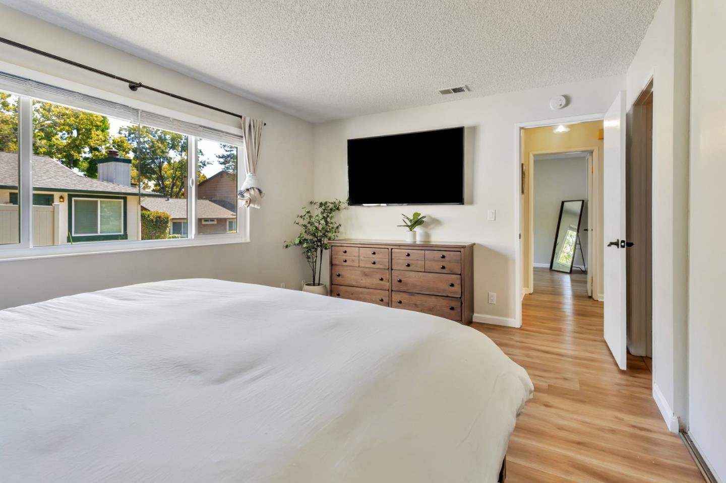 Detail Gallery Image 21 of 30 For 674 Galleon Ct, San Jose,  CA 95133 - 2 Beds | 2 Baths