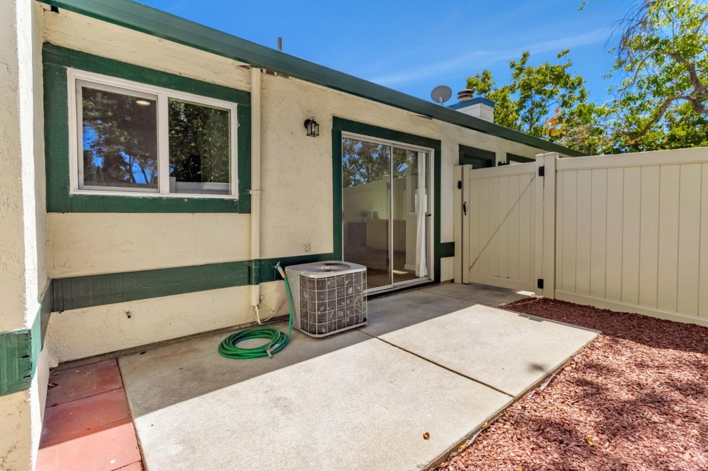 Detail Gallery Image 26 of 30 For 674 Galleon Ct, San Jose,  CA 95133 - 2 Beds | 2 Baths