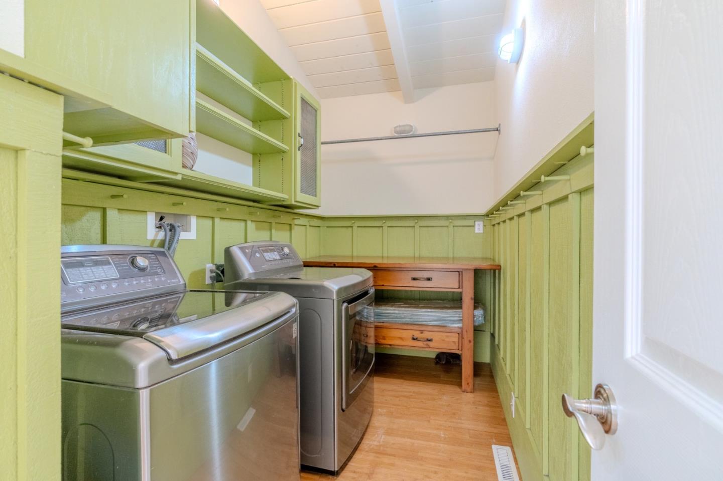 Detail Gallery Image 24 of 58 For 731 Rockaway Beach Ave, Pacifica,  CA 94044 - 3 Beds | 2 Baths