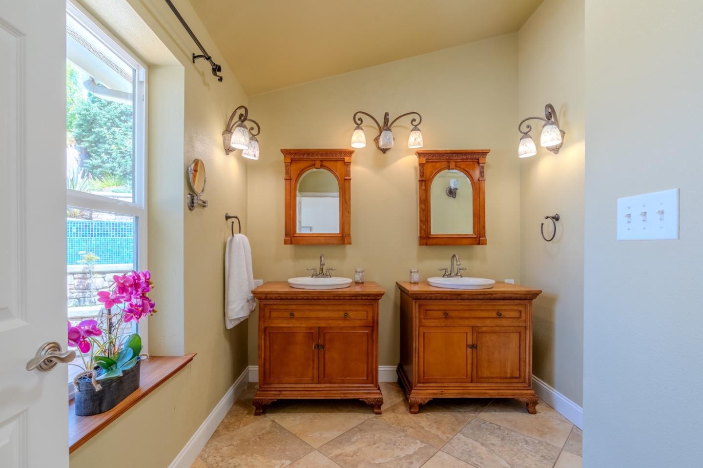 Detail Gallery Image 30 of 58 For 731 Rockaway Beach Ave, Pacifica,  CA 94044 - 3 Beds | 2 Baths
