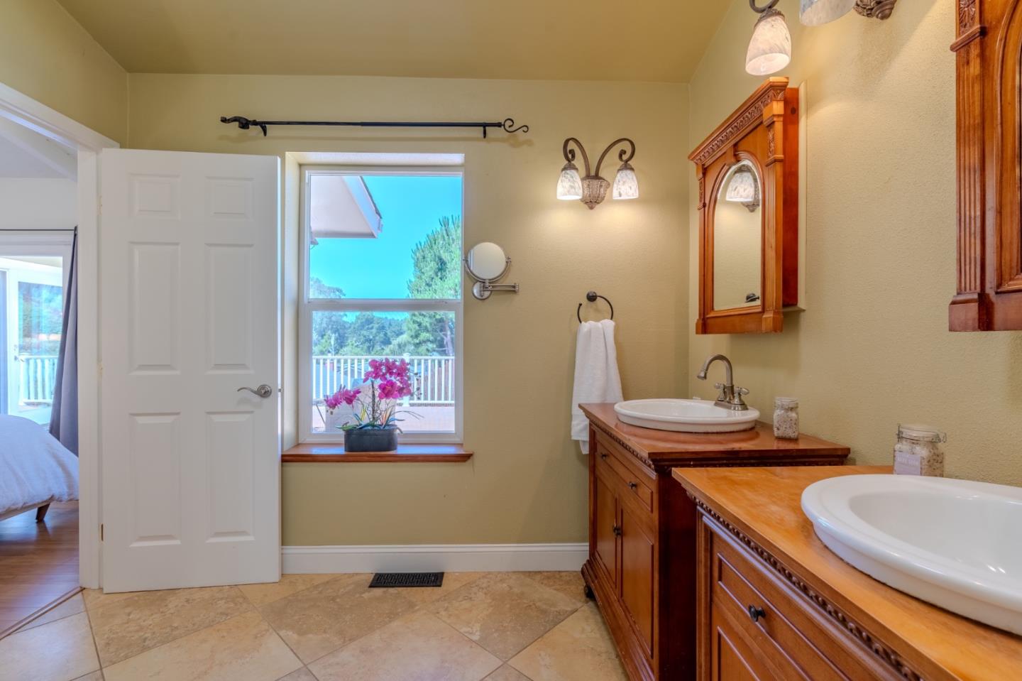 Detail Gallery Image 32 of 58 For 731 Rockaway Beach Ave, Pacifica,  CA 94044 - 3 Beds | 2 Baths