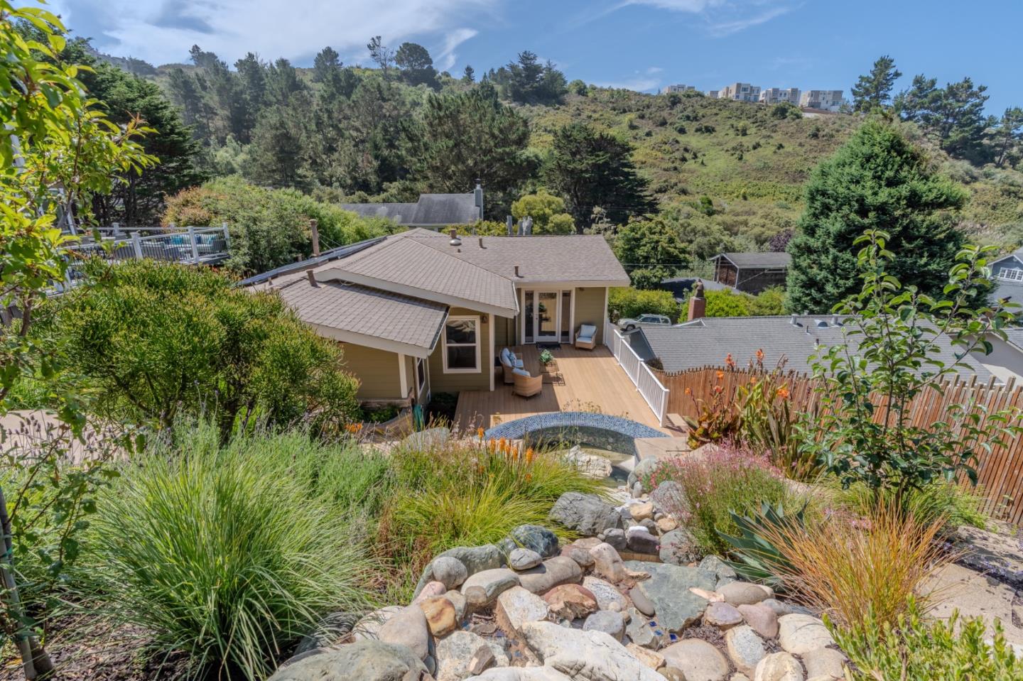 Detail Gallery Image 44 of 58 For 731 Rockaway Beach Ave, Pacifica,  CA 94044 - 3 Beds | 2 Baths