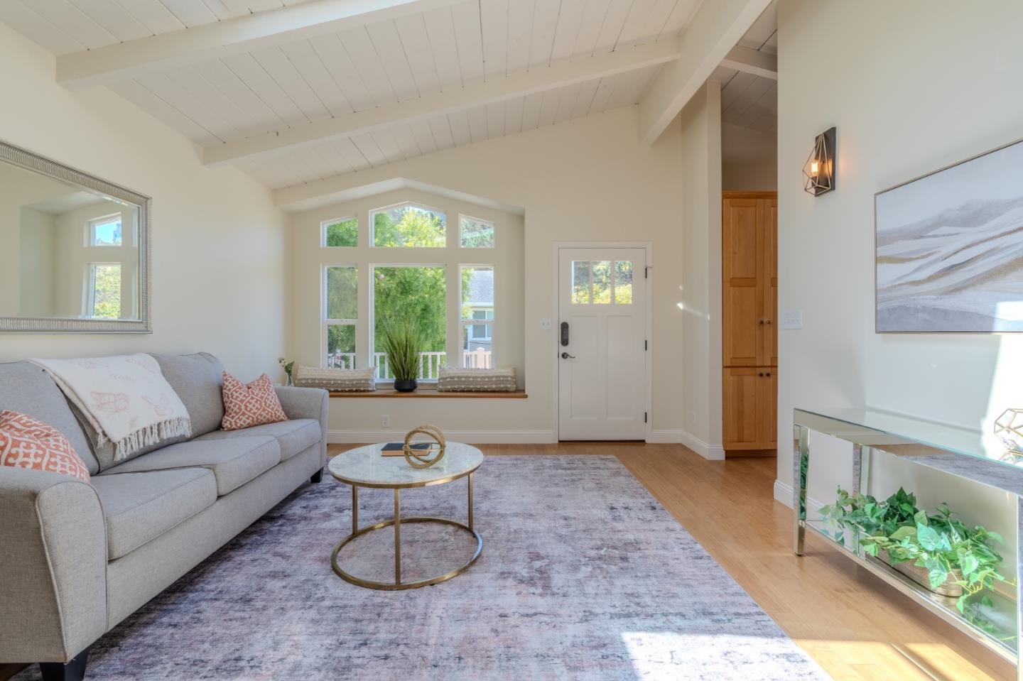 Detail Gallery Image 6 of 58 For 731 Rockaway Beach Ave, Pacifica,  CA 94044 - 3 Beds | 2 Baths