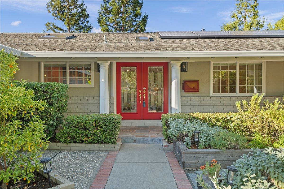 Detail Gallery Image 9 of 48 For 103 Belridge Dr, Los Gatos,  CA 95032 - 4 Beds | 3 Baths