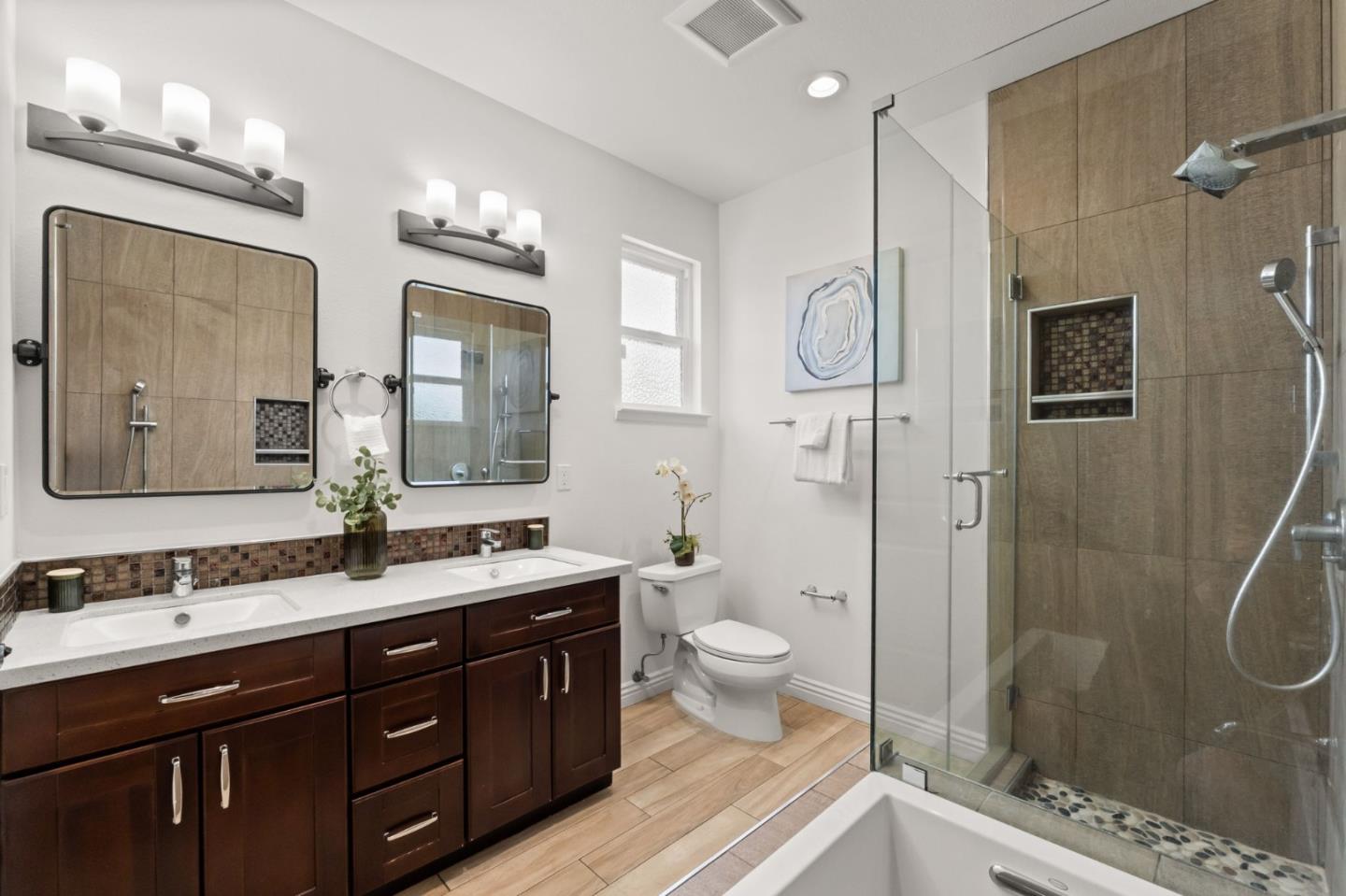 Detail Gallery Image 27 of 73 For 891 E Estates Dr, Cupertino,  CA 95014 - 5 Beds | 3 Baths