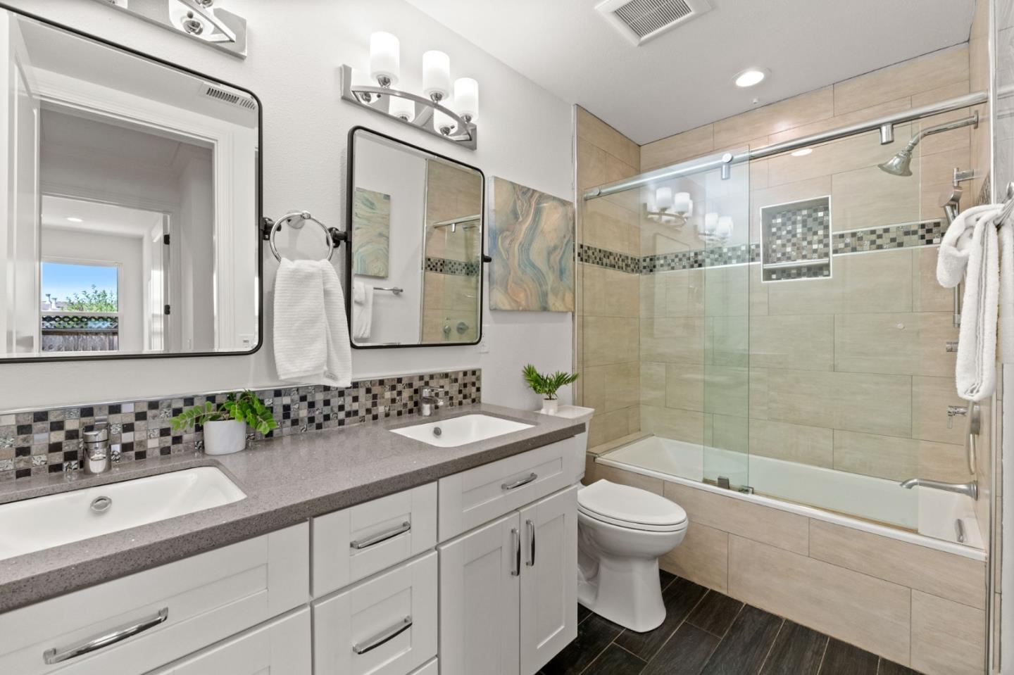 Detail Gallery Image 35 of 73 For 891 E Estates Dr, Cupertino,  CA 95014 - 5 Beds | 3 Baths