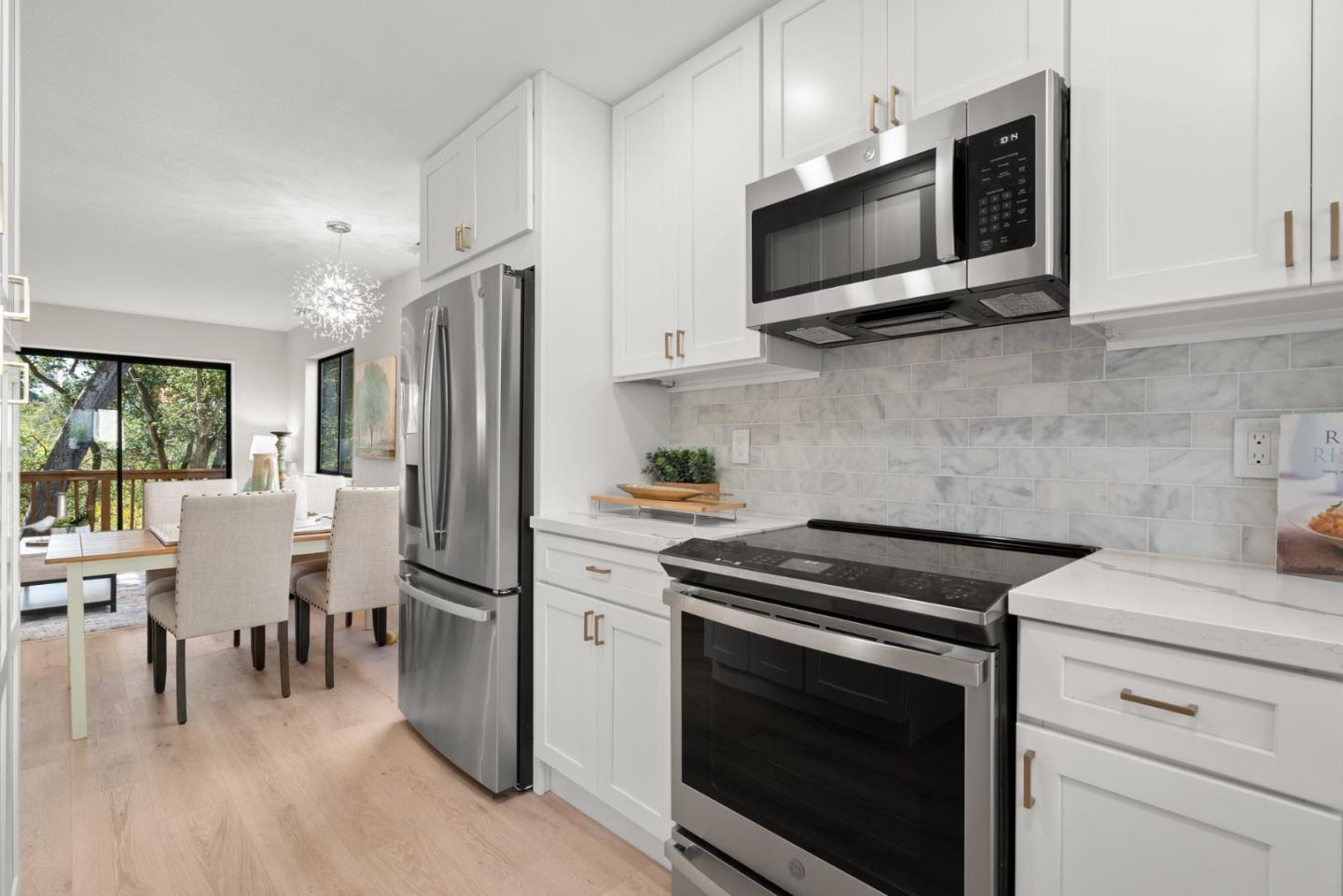 Detail Gallery Image 13 of 42 For 2522 Charlene Ln, Santa Cruz,  CA 95062 - 3 Beds | 1/1 Baths