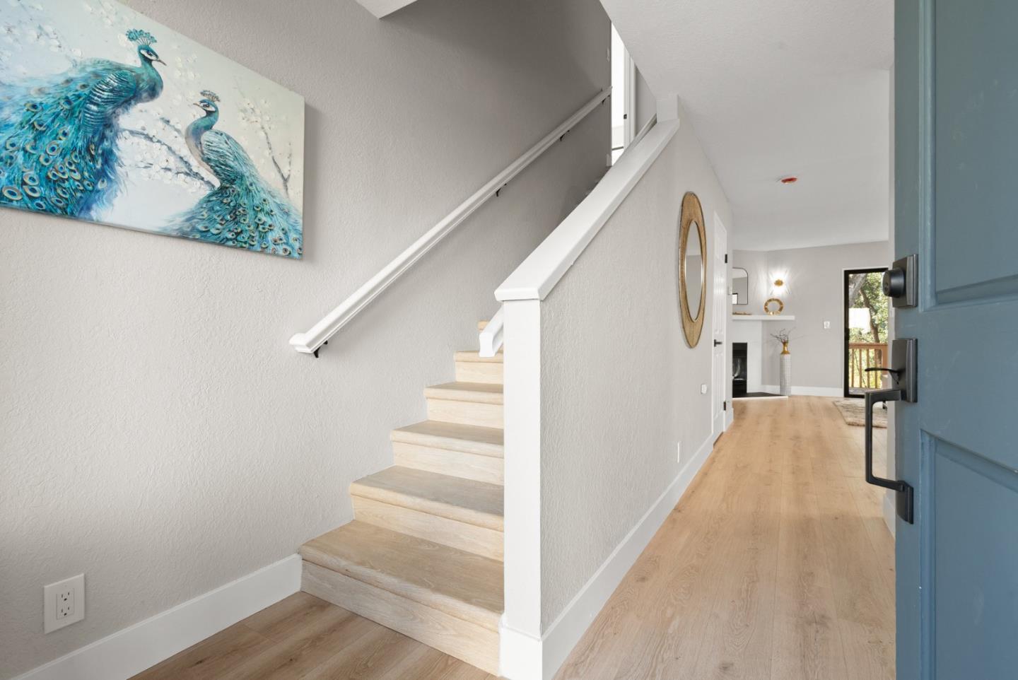 Detail Gallery Image 3 of 42 For 2522 Charlene Ln, Santa Cruz,  CA 95062 - 3 Beds | 1/1 Baths