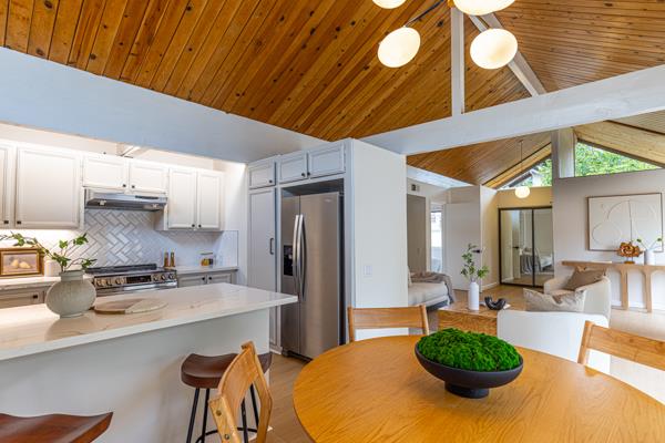 Detail Gallery Image 10 of 49 For 875 Brookline Dr #G,  Sunnyvale,  CA 94087 - 3 Beds | 2 Baths