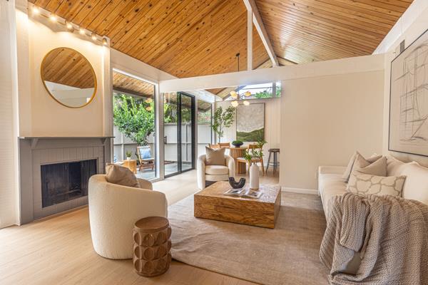 Detail Gallery Image 2 of 49 For 875 Brookline Dr #G,  Sunnyvale,  CA 94087 - 3 Beds | 2 Baths
