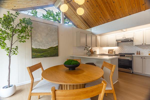 Detail Gallery Image 9 of 49 For 875 Brookline Dr #G,  Sunnyvale,  CA 94087 - 3 Beds | 2 Baths
