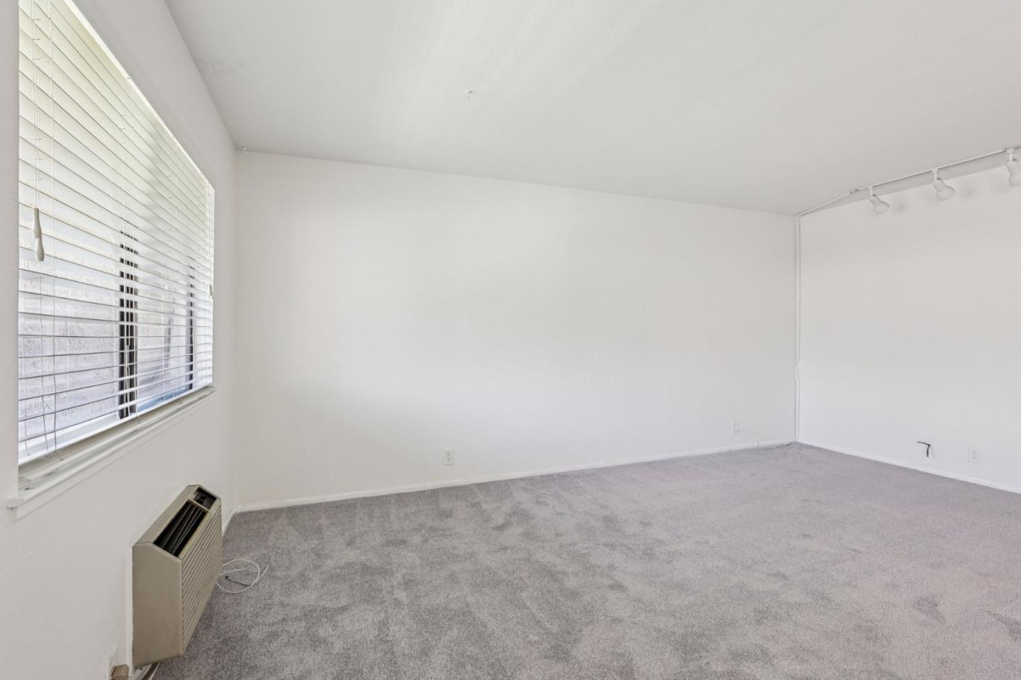 Detail Gallery Image 10 of 24 For 185 Union Ave #16,  Campbell,  CA 95008 - 1 Beds | 1 Baths