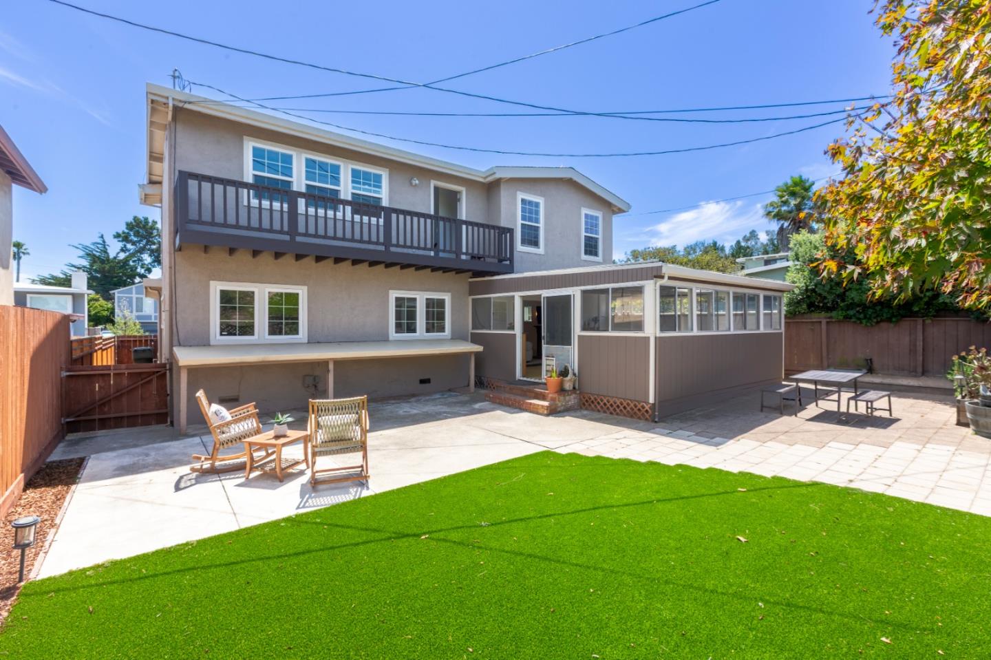 Detail Gallery Image 10 of 22 For 480 Alta Vista Dr, South San Francisco,  CA 94080 - 3 Beds | 1 Baths