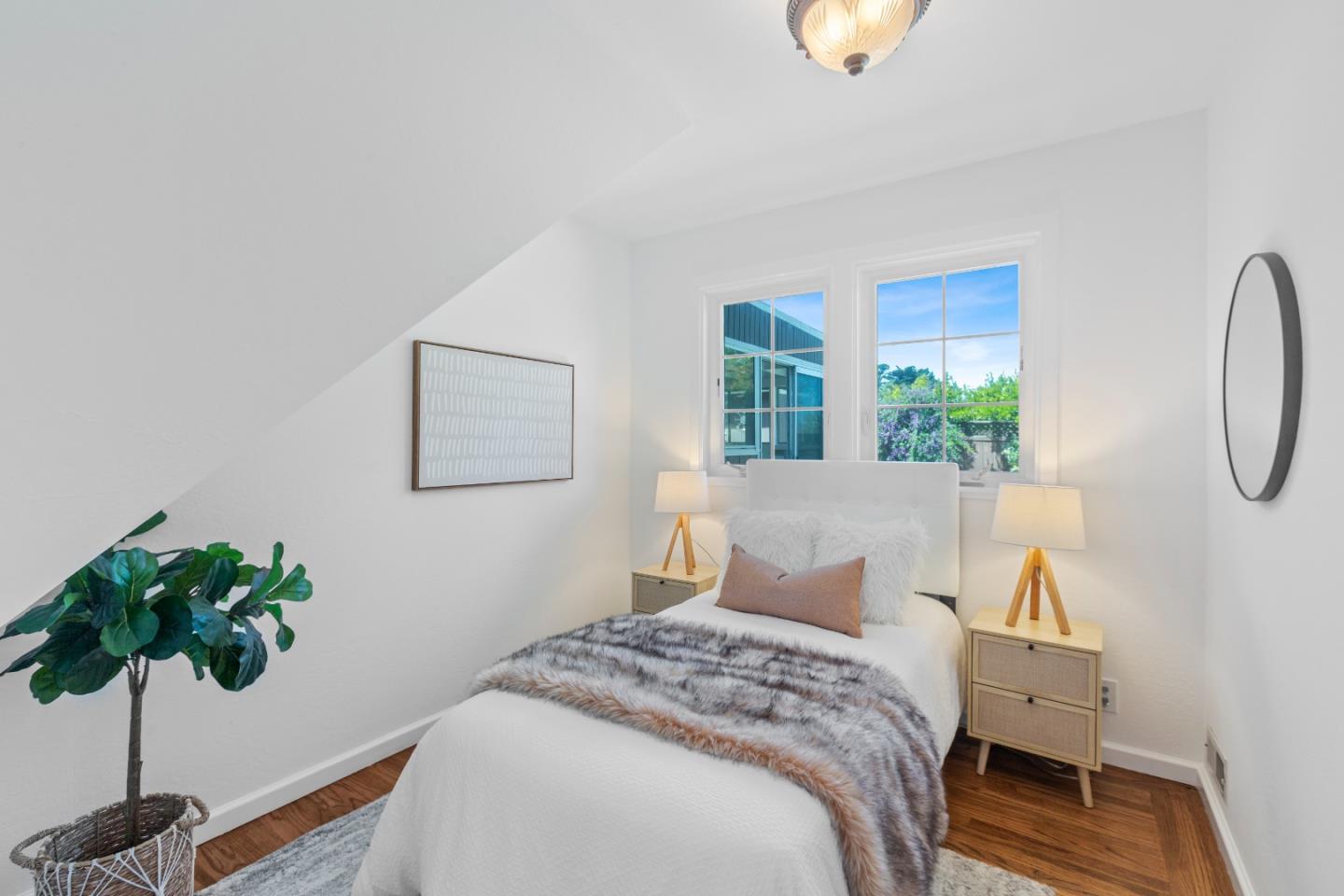 Detail Gallery Image 15 of 22 For 480 Alta Vista Dr, South San Francisco,  CA 94080 - 3 Beds | 1 Baths