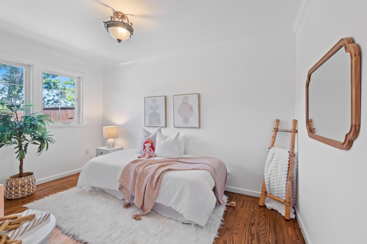 Detail Gallery Image 16 of 22 For 480 Alta Vista Dr, South San Francisco,  CA 94080 - 3 Beds | 1 Baths