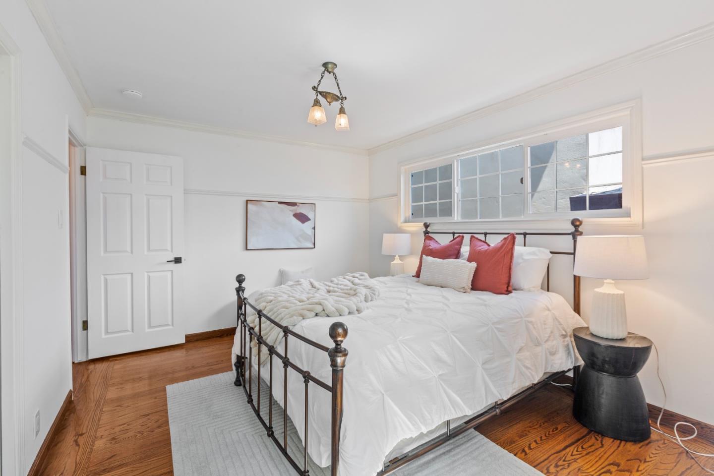 Detail Gallery Image 18 of 22 For 480 Alta Vista Dr, South San Francisco,  CA 94080 - 3 Beds | 1 Baths