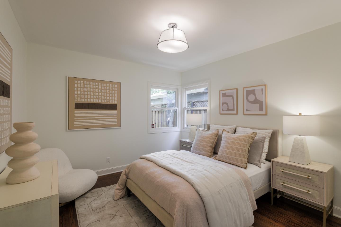 Detail Gallery Image 22 of 37 For 2051 Gordon Ave, Menlo Park,  CA 94025 - 4 Beds | 3 Baths