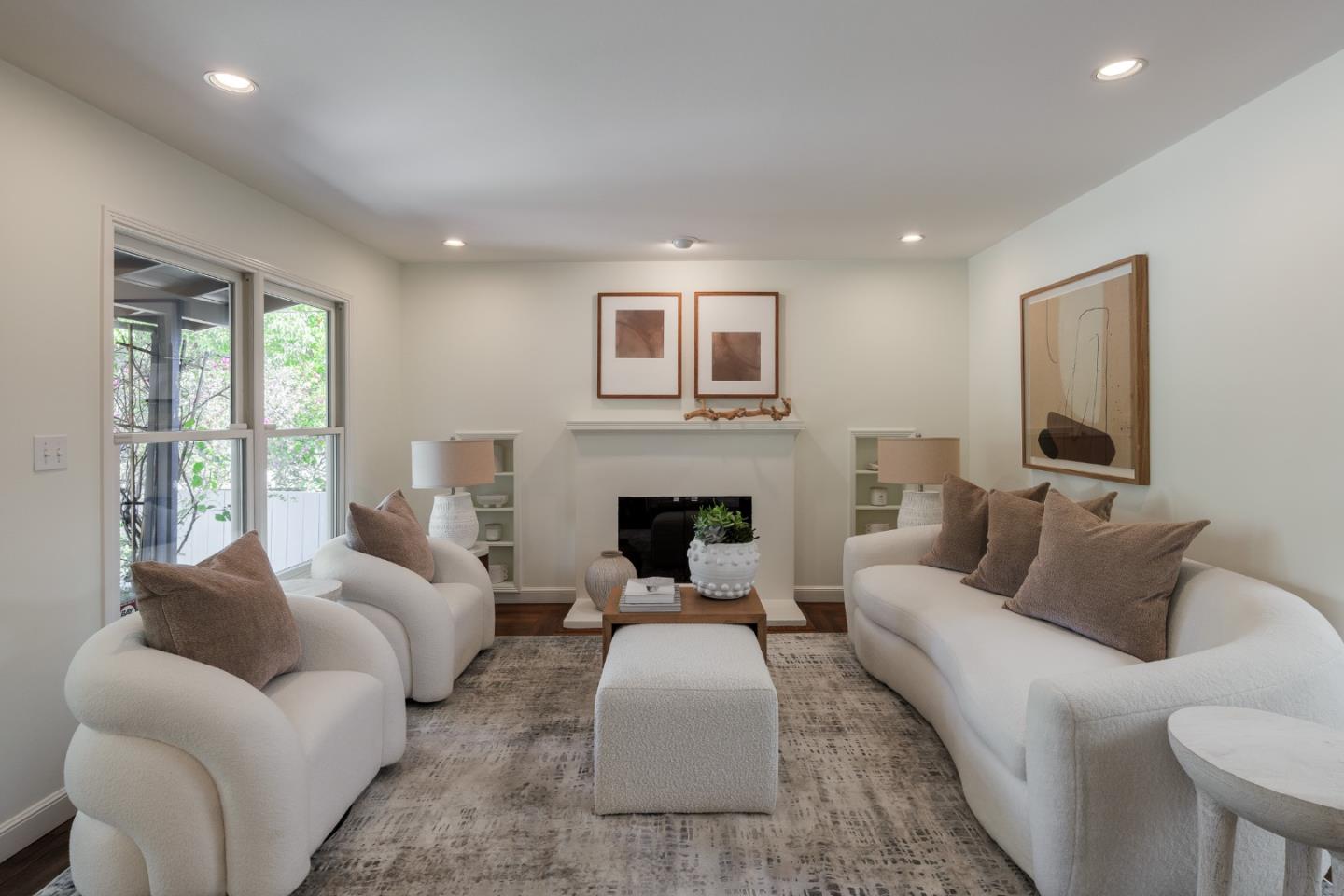 Detail Gallery Image 5 of 37 For 2051 Gordon Ave, Menlo Park,  CA 94025 - 4 Beds | 3 Baths