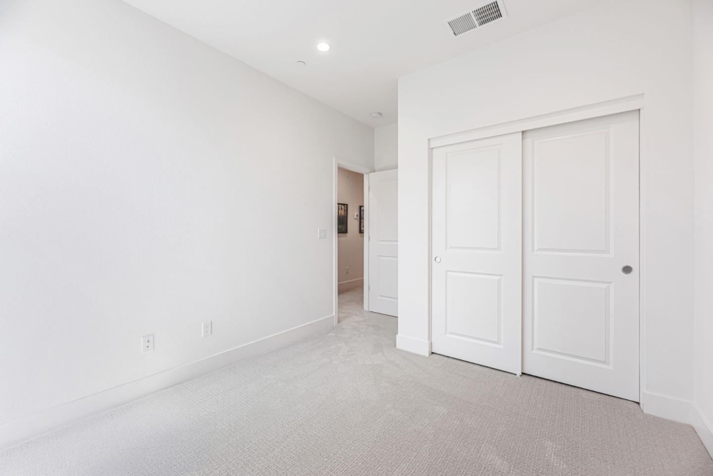Detail Gallery Image 15 of 19 For 2006 Ivory Ter, San Ramon,  CA 94583 - 4 Beds | 3/1 Baths