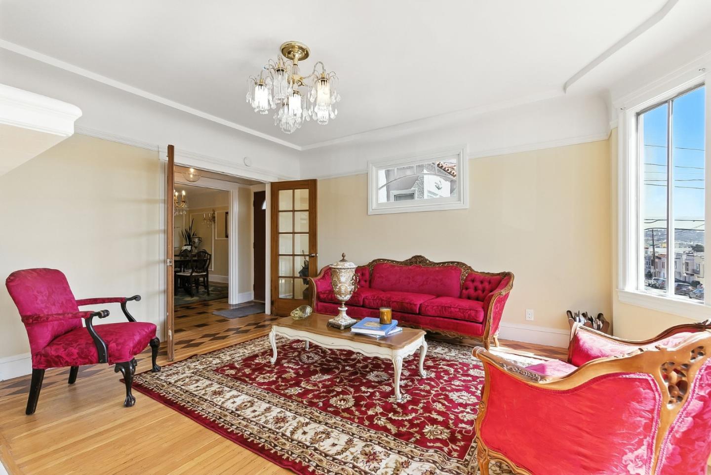 Detail Gallery Image 10 of 58 For 214 Louisburg St, San Francisco,  CA 94112 - 2 Beds | 1 Baths