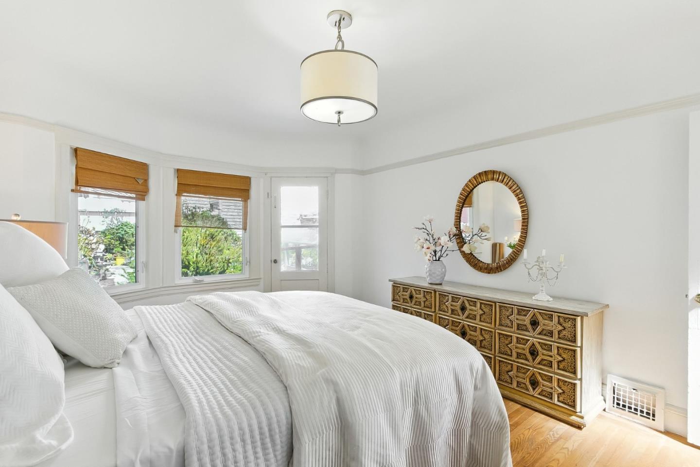 Detail Gallery Image 31 of 58 For 214 Louisburg St, San Francisco,  CA 94112 - 2 Beds | 1 Baths