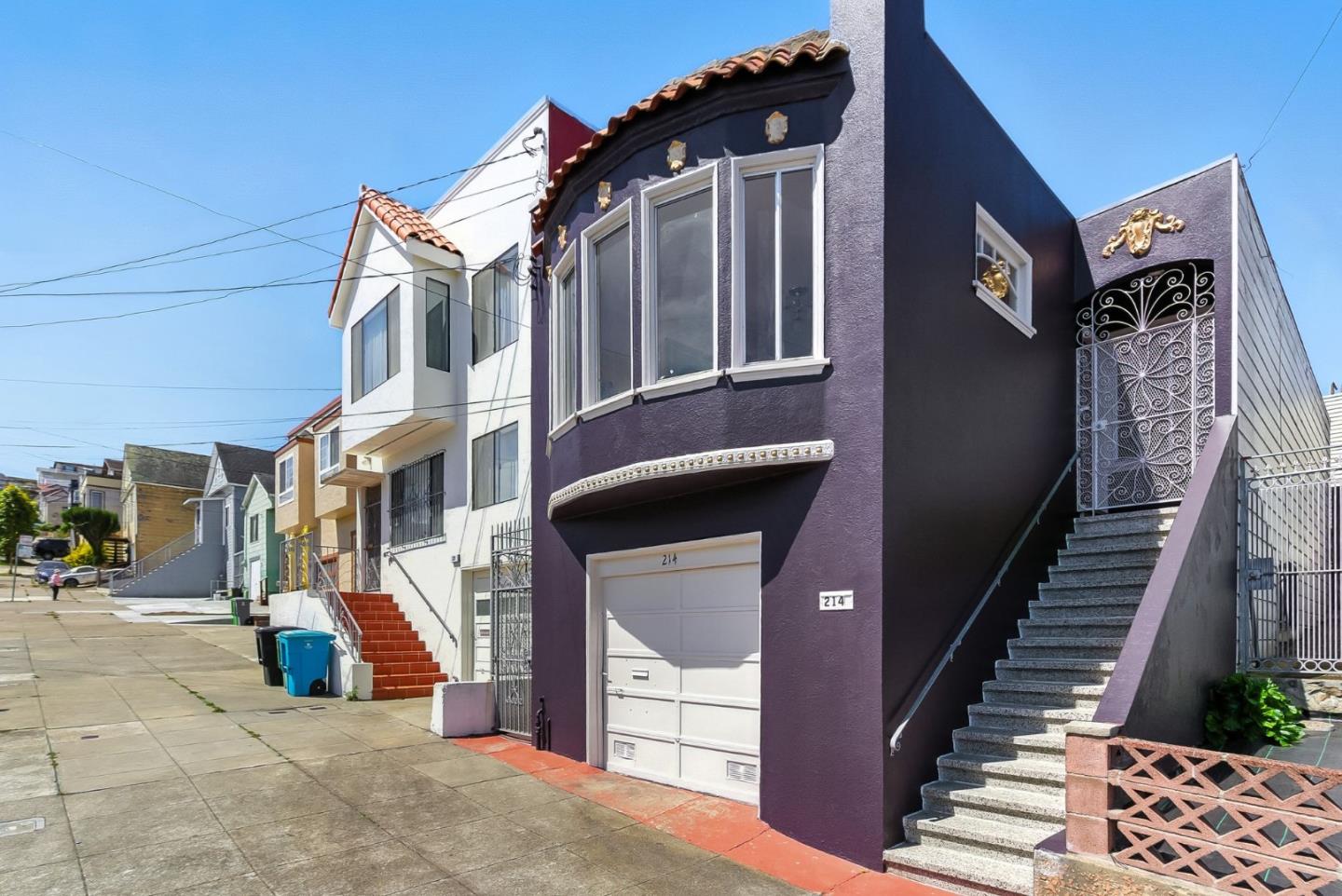 Detail Gallery Image 4 of 58 For 214 Louisburg St, San Francisco,  CA 94112 - 2 Beds | 1 Baths