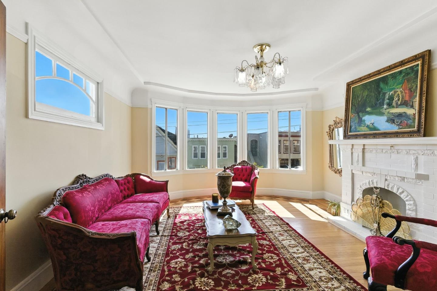 Detail Gallery Image 5 of 58 For 214 Louisburg St, San Francisco,  CA 94112 - 2 Beds | 1 Baths
