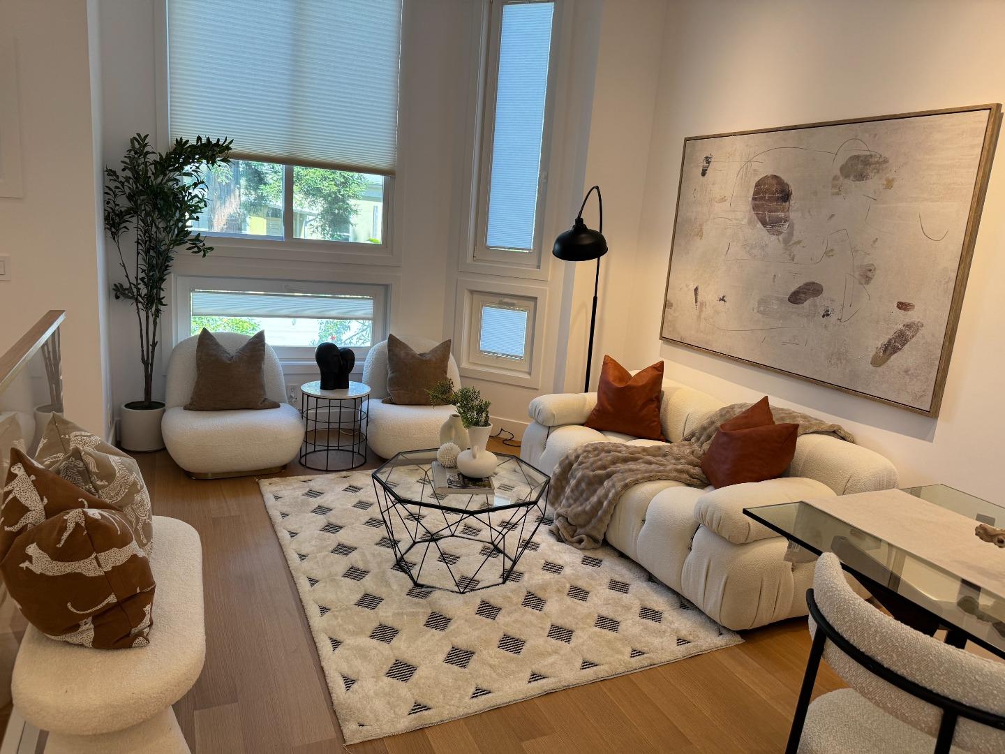 Detail Gallery Image 14 of 29 For 1269 S Van Ness Ave #UNIT D,  San Francisco,  CA 94110 - 3 Beds | 2 Baths