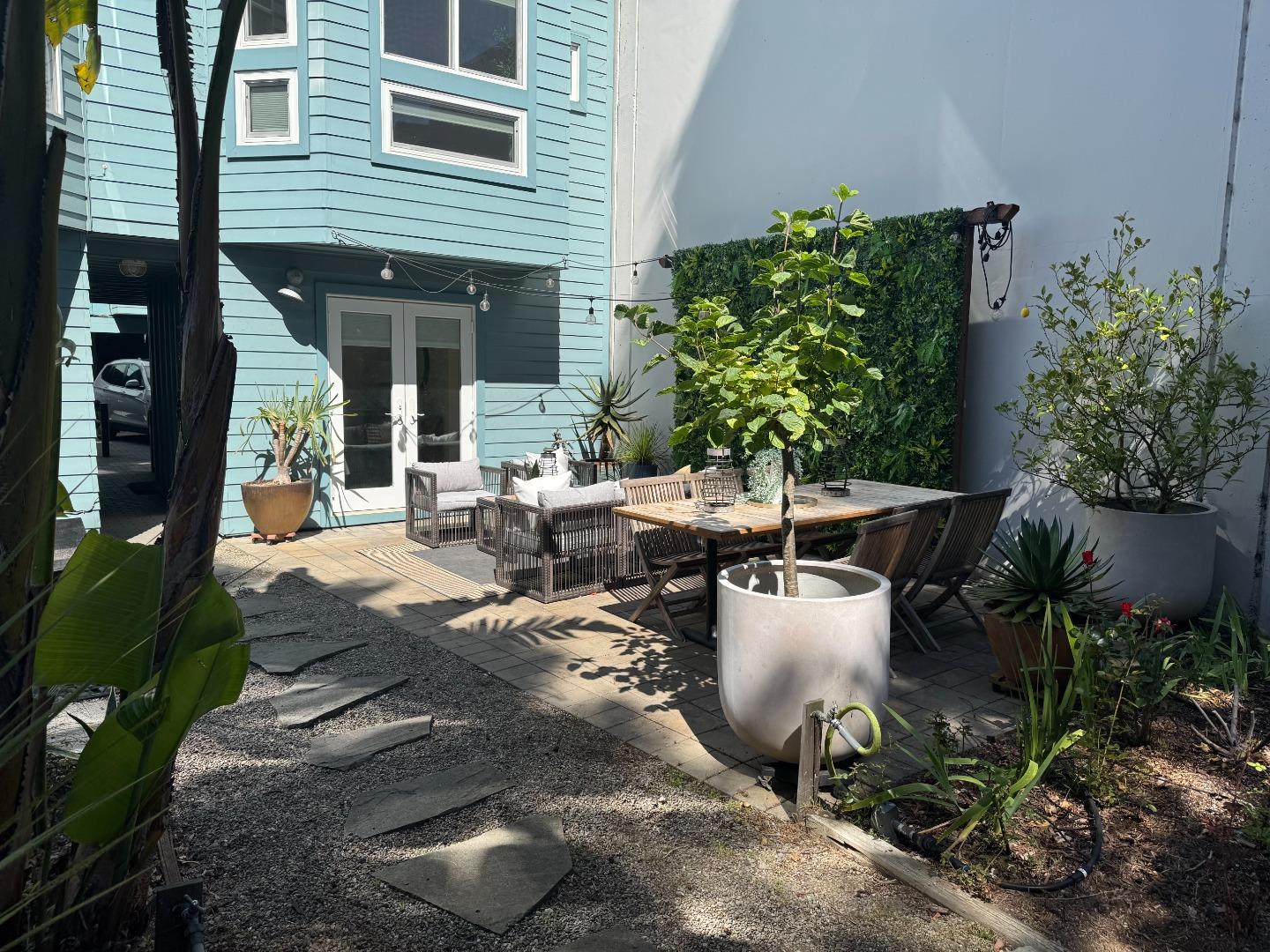 Detail Gallery Image 29 of 29 For 1269 S Van Ness Ave #UNIT D,  San Francisco,  CA 94110 - 3 Beds | 2 Baths