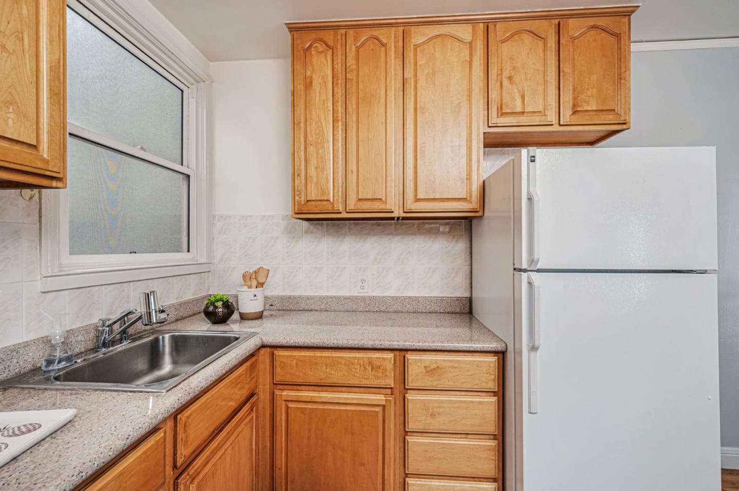 Detail Gallery Image 15 of 35 For 1910 22nd Ave, San Francisco,  CA 94116 - 3 Beds | 2 Baths