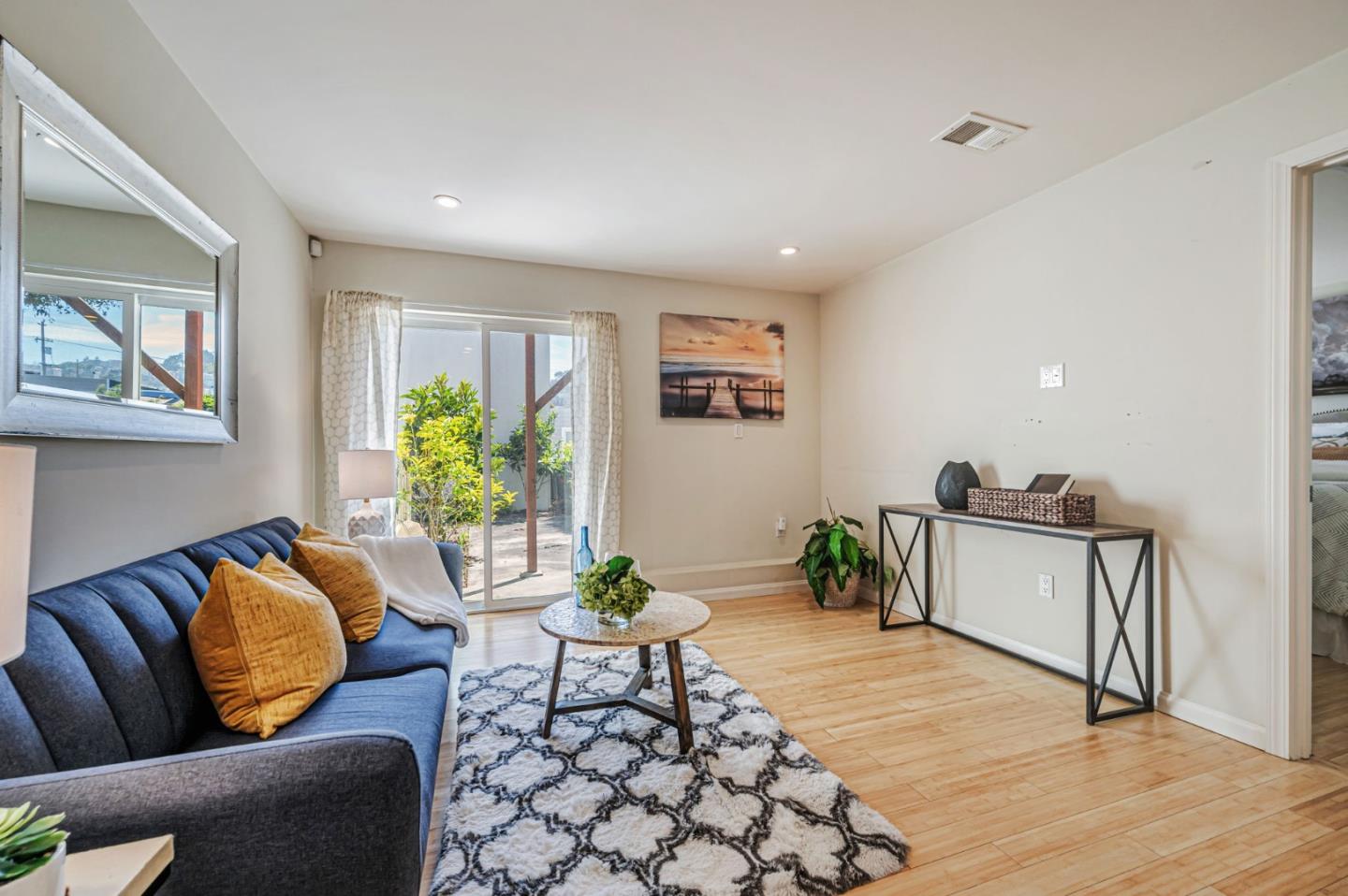Detail Gallery Image 22 of 35 For 1910 22nd Ave, San Francisco,  CA 94116 - 3 Beds | 2 Baths