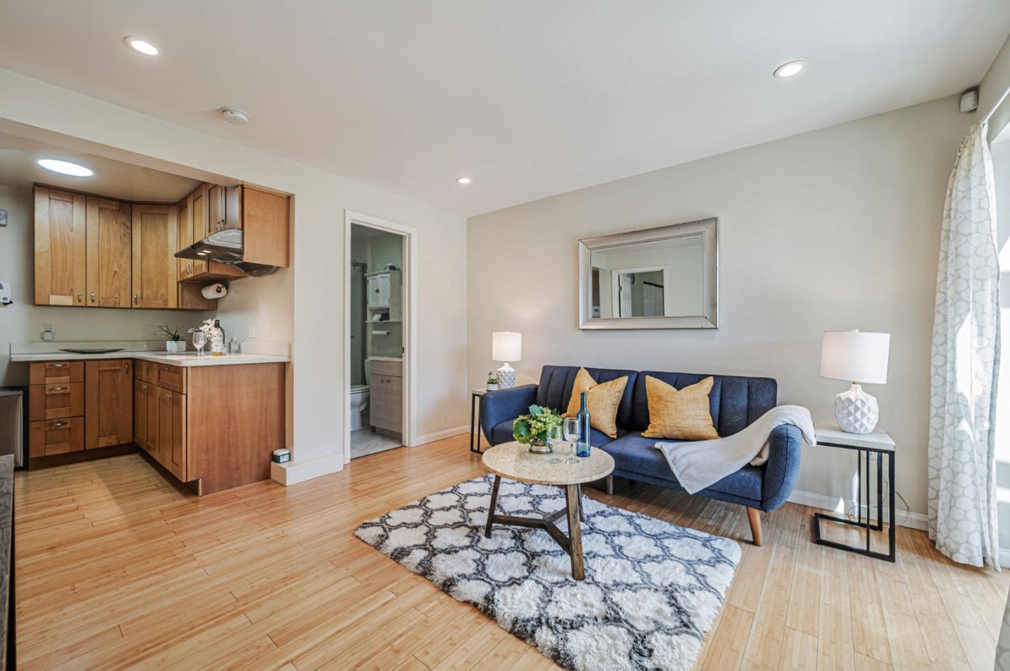 Detail Gallery Image 23 of 35 For 1910 22nd Ave, San Francisco,  CA 94116 - 3 Beds | 2 Baths