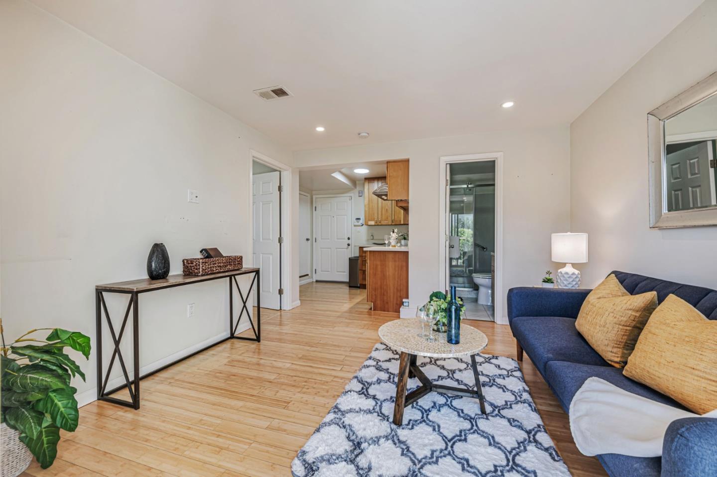 Detail Gallery Image 24 of 35 For 1910 22nd Ave, San Francisco,  CA 94116 - 3 Beds | 2 Baths