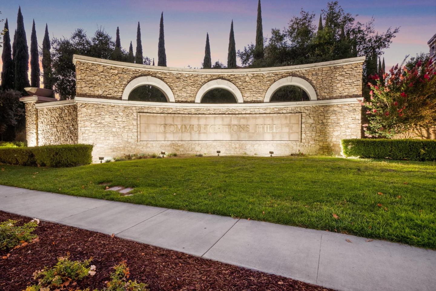 Detail Gallery Image 2 of 68 For 3182 Heather Ridge Dr, San Jose,  CA 95136 - 2 Beds | 2 Baths