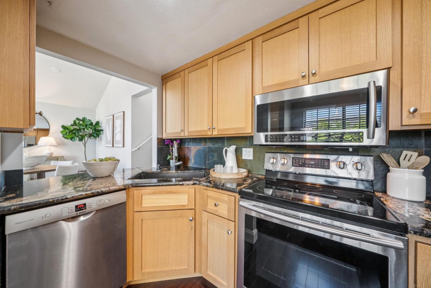 Detail Gallery Image 26 of 68 For 3182 Heather Ridge Dr, San Jose,  CA 95136 - 2 Beds | 2 Baths