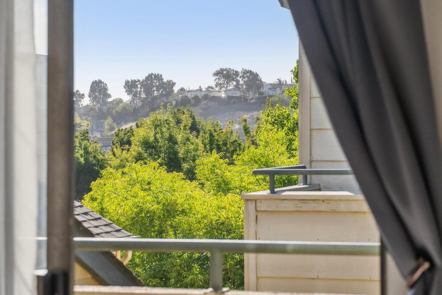Detail Gallery Image 37 of 68 For 3182 Heather Ridge Dr, San Jose,  CA 95136 - 2 Beds | 2 Baths
