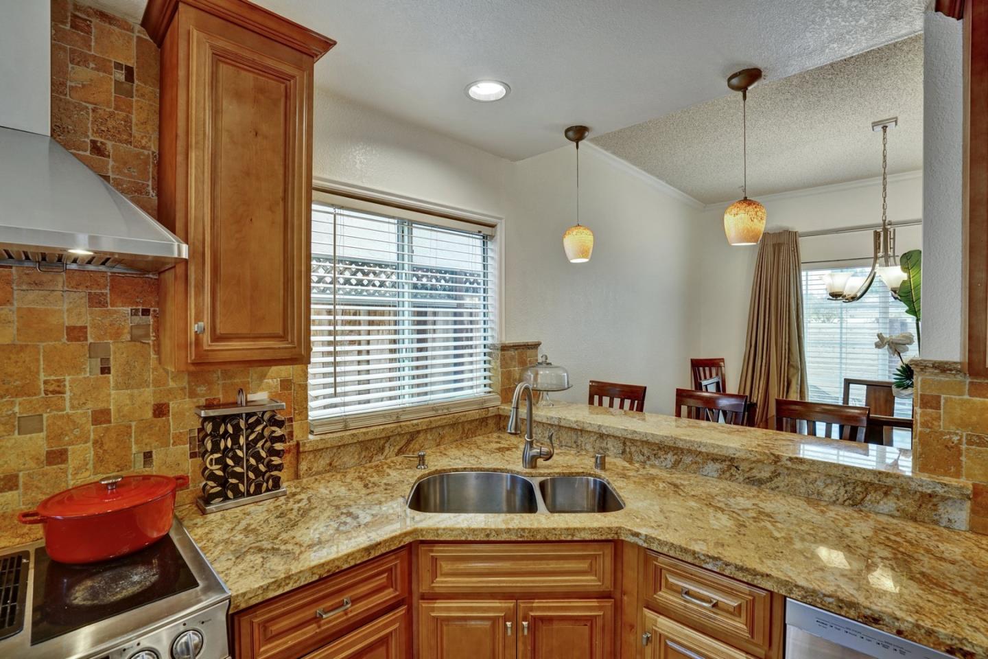 Detail Gallery Image 14 of 34 For 36184 Toulouse St, Newark,  CA 94560 - 3 Beds | 2 Baths