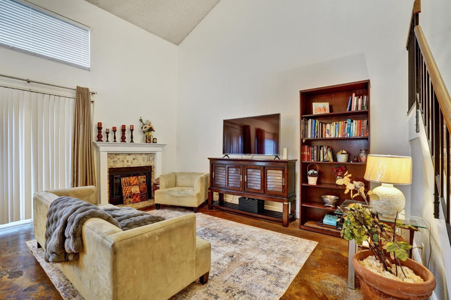 Detail Gallery Image 3 of 34 For 36184 Toulouse St, Newark,  CA 94560 - 3 Beds | 2 Baths