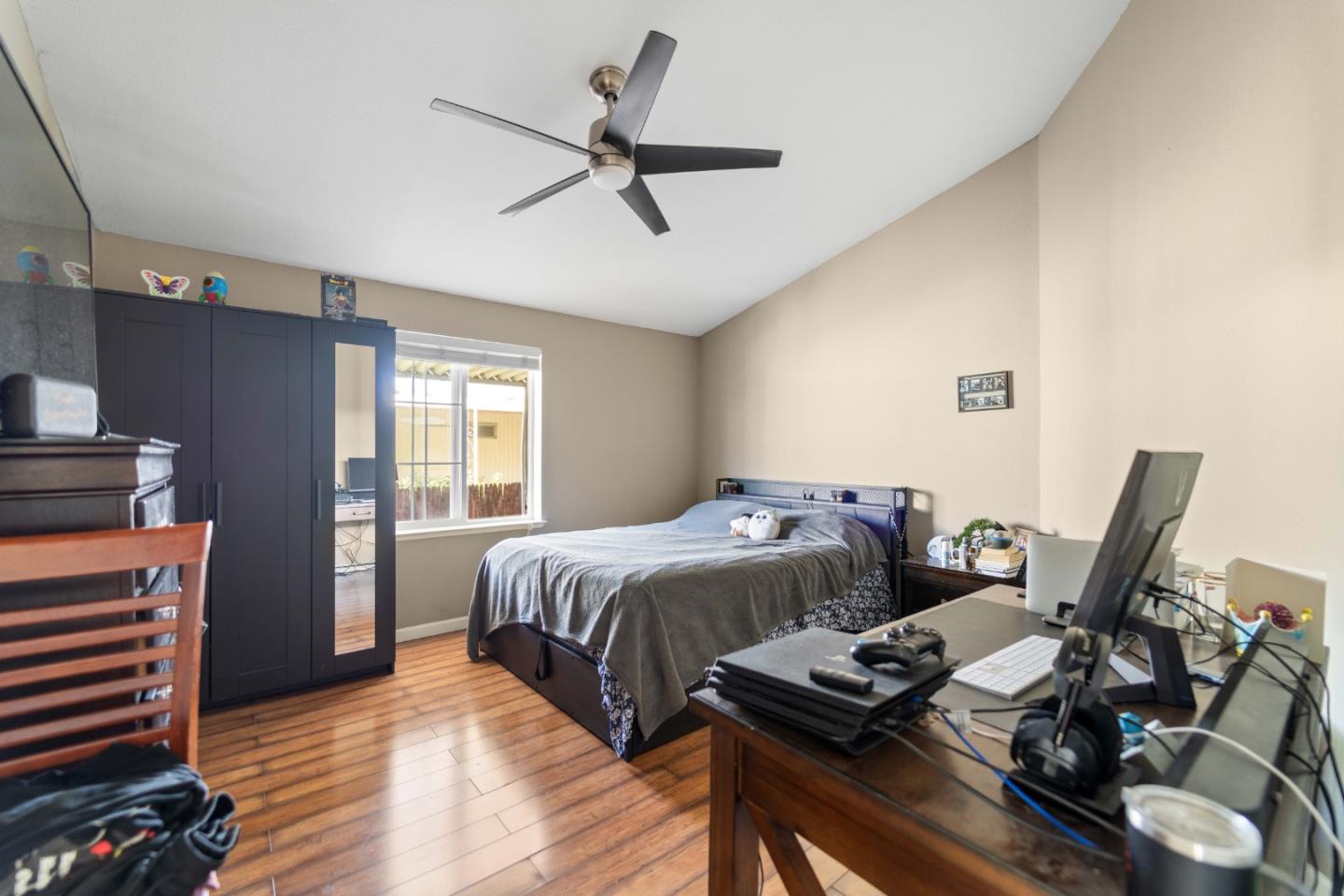 Detail Gallery Image 17 of 41 For 165 Blossom Hill Rd #113,  San Jose,  CA 95123 - 3 Beds | 2 Baths